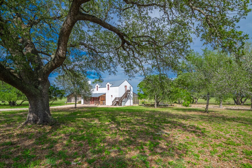 More Photos Of 5279 FM 1117, Nixon Land For Sale