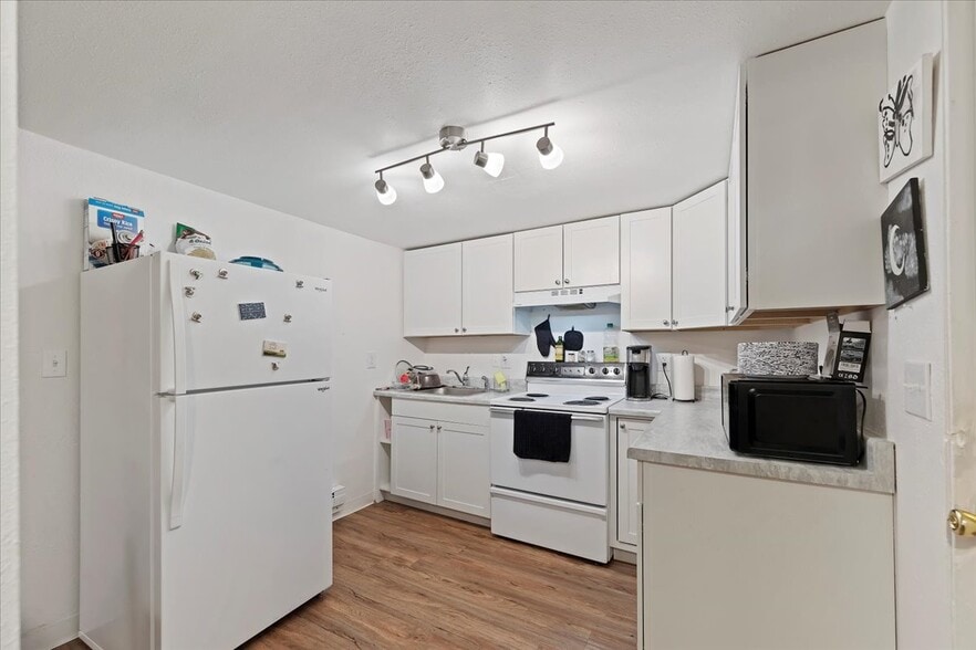 More Photos Of 2209 W Idaho St, Boise Apartments For Sale