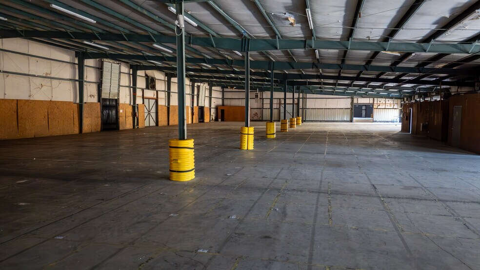 More Photos Of 1139 County Road 67, Myrtle Distribution For Sale