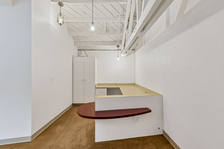 More Photos Of 220 4th St, Oakland Office For Lease