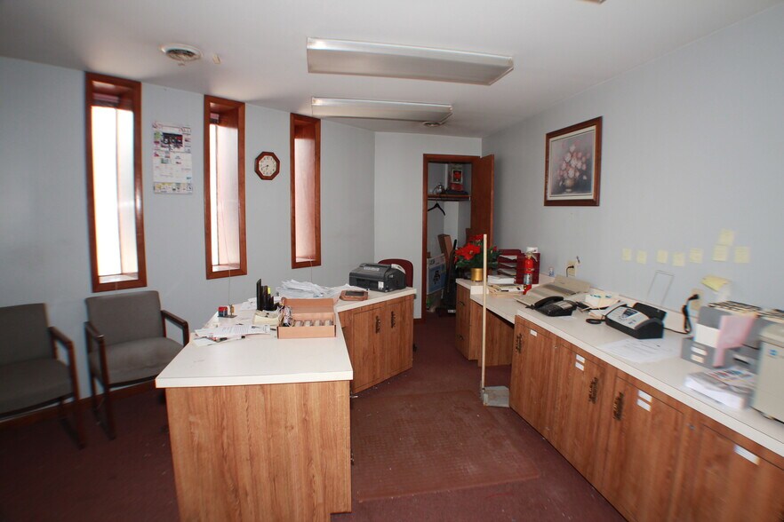 More Photos Of 712 Magee Ave, Jeannette Warehouse For Sale