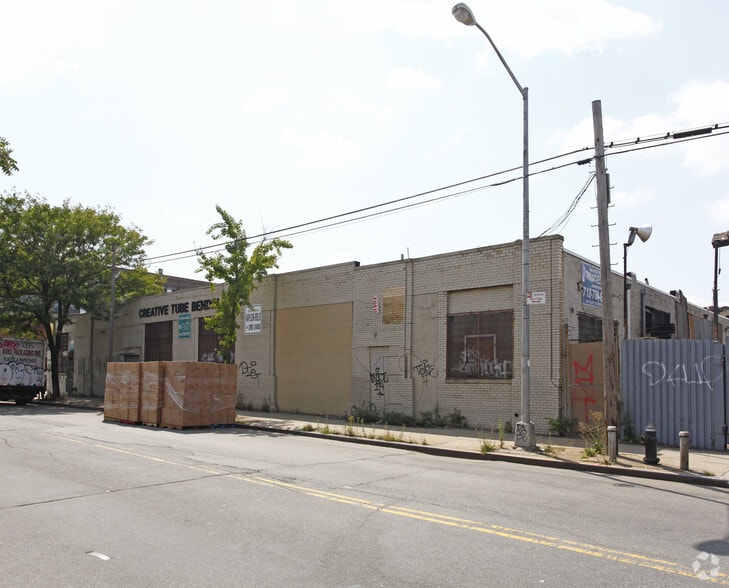 More Photos Of 209 Morgan Ave, Brooklyn Warehouse For Lease