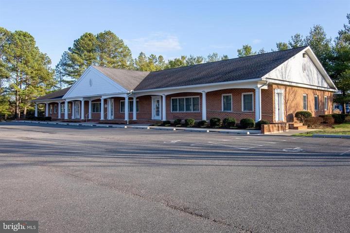 More Photos Of 556 Cynwood Dr, Easton Medical For Lease