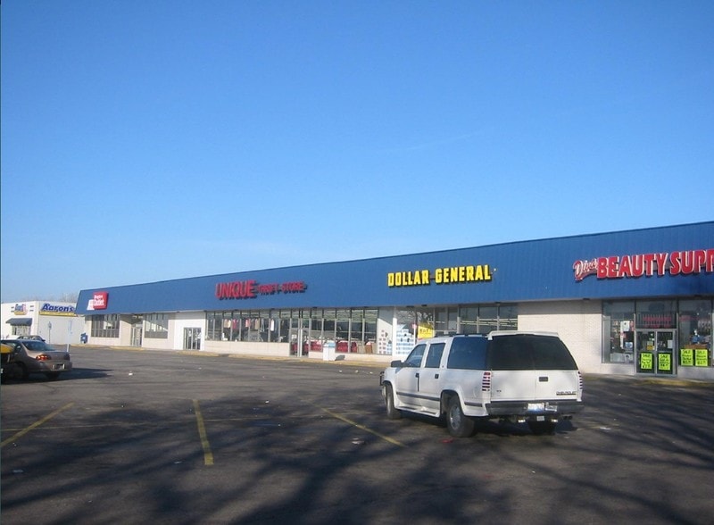 More Photos Of 1000 E Sibley Blvd, Dolton Unknown For Lease