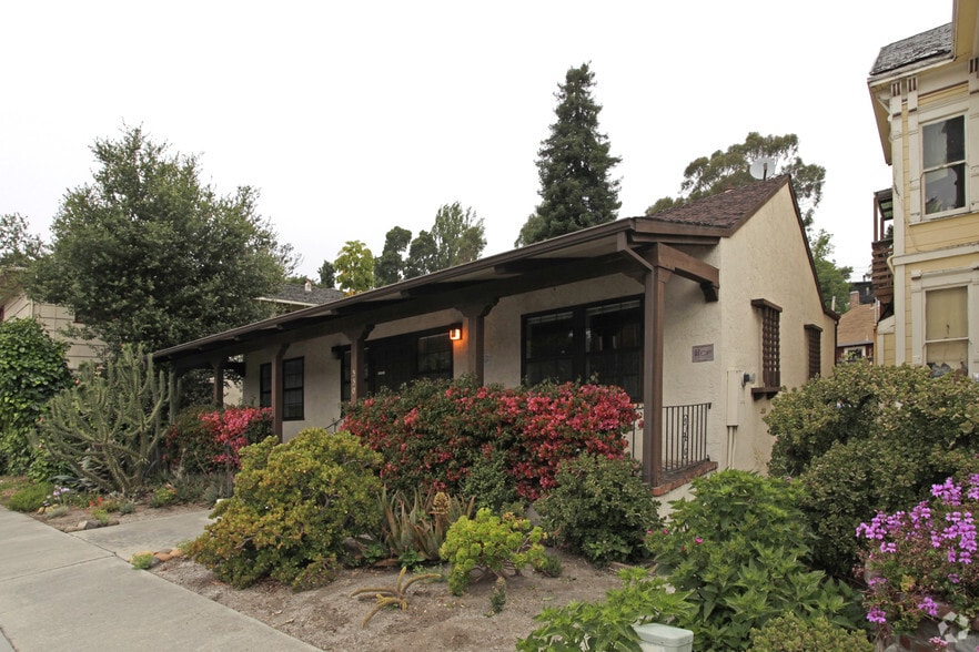 Primary Photo Of 330 Locust St, Santa Cruz Office For Lease