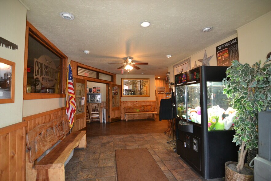 More Photos Of 121 NE 3rd St, Prineville Restaurant For Sale