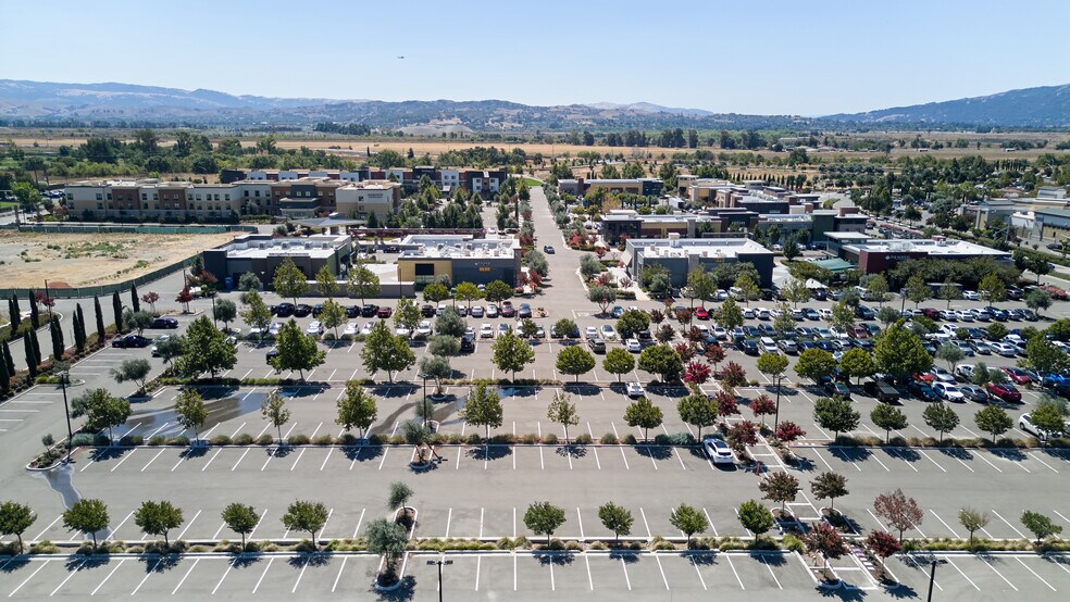 More Photos Of 4705-4729 Livermore Outlets Dr, Livermore Unknown For Lease