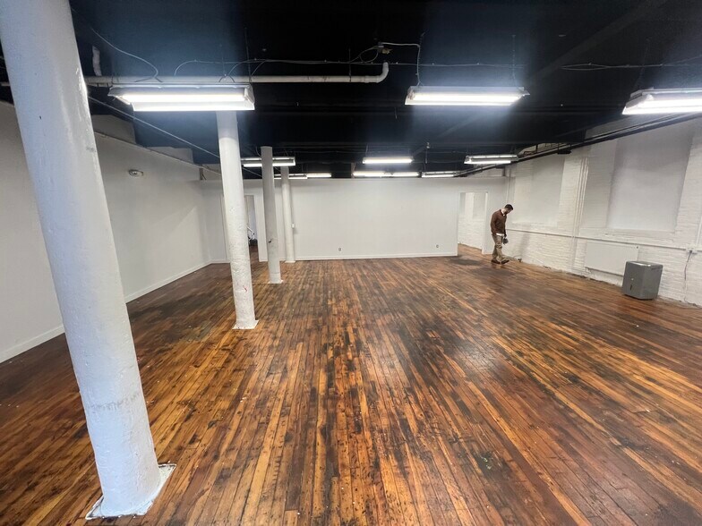 More Photos Of 2 Main St, Biddeford Unknown For Lease