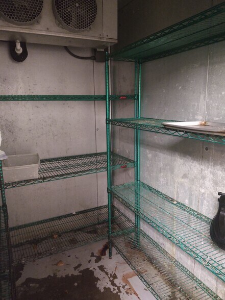 More Photos Of 18035 Georgia Ave, Olney Freestanding For Lease