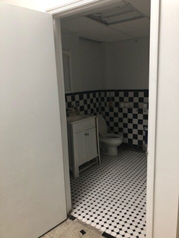 More Photos Of 90 Main St, Paterson General Retail For Sale