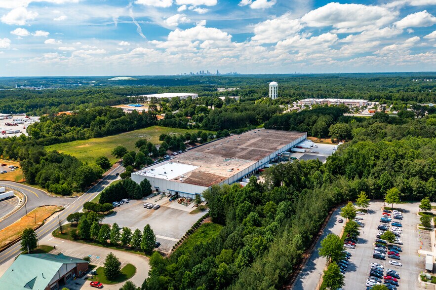 More Photos Of 4500 SouthPark Blvd, Ellenwood Warehouse For Lease