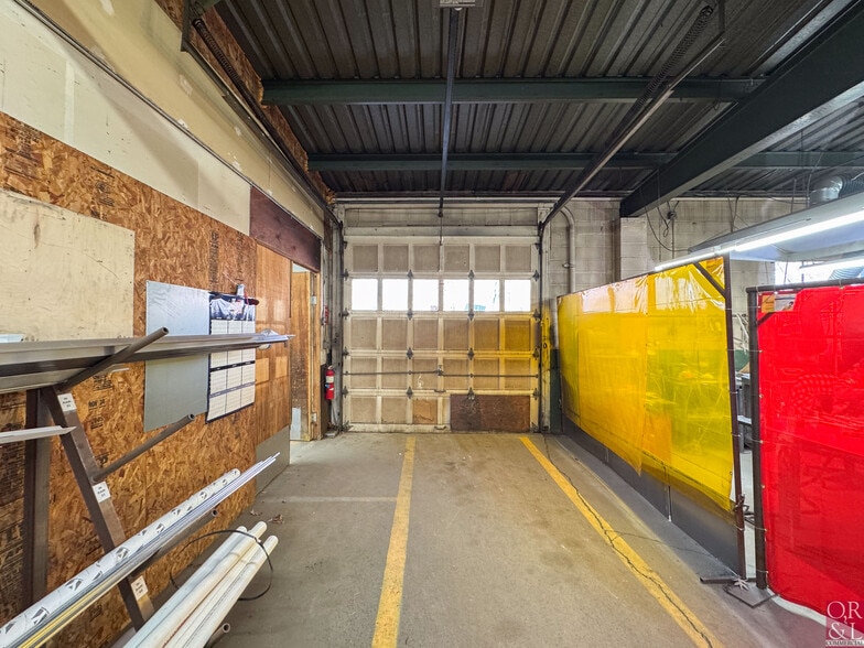 More Photos Of 10 Denlar Dr, Chester Manufacturing For Sale