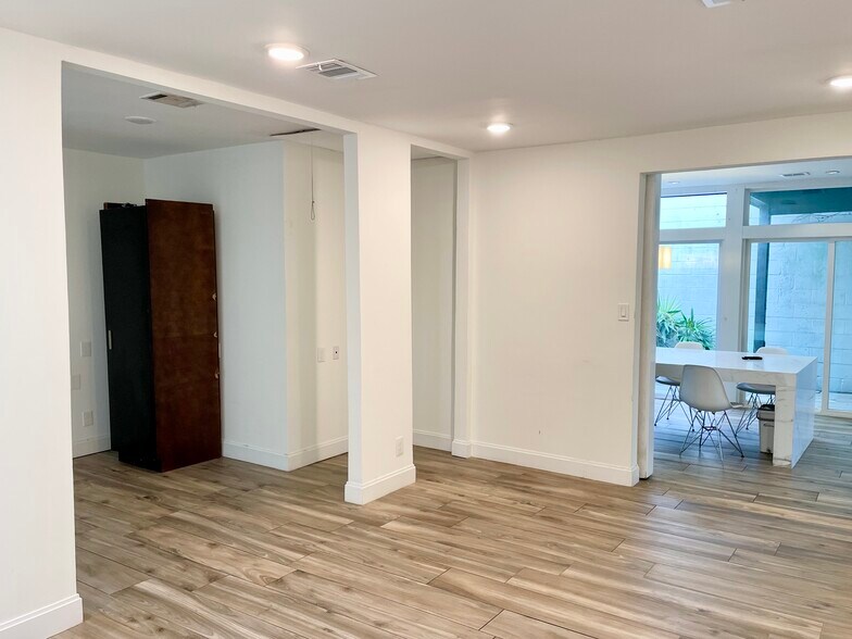 More Photos Of 3335 W Lamar St, Houston Office Residential For Lease