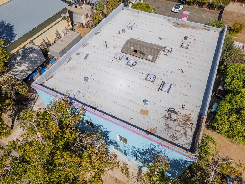 More Photos Of 3882 Washington Ave, Le Grand Apartments For Sale