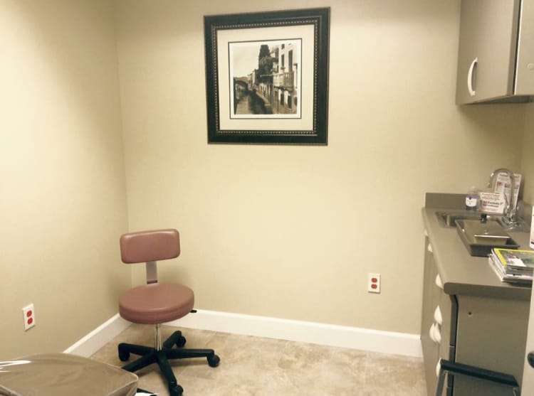 More Photos Of 15300 S Jog Rd, Delray Beach Medical For Lease