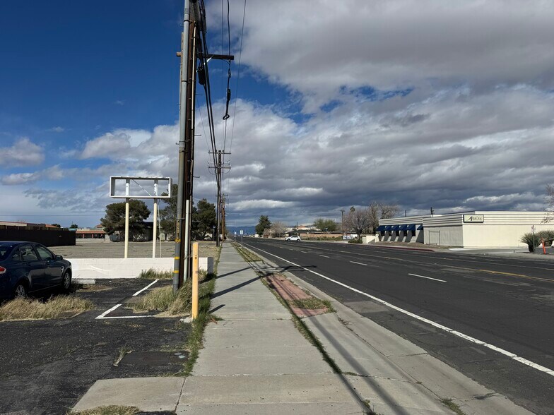 More Photos Of 1411-1415 N Norma St, Ridgecrest Office For Sale