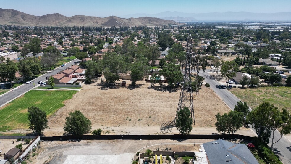 More Photos Of 0 Ponderosa Avenue Ave, Fontana Land For Sale