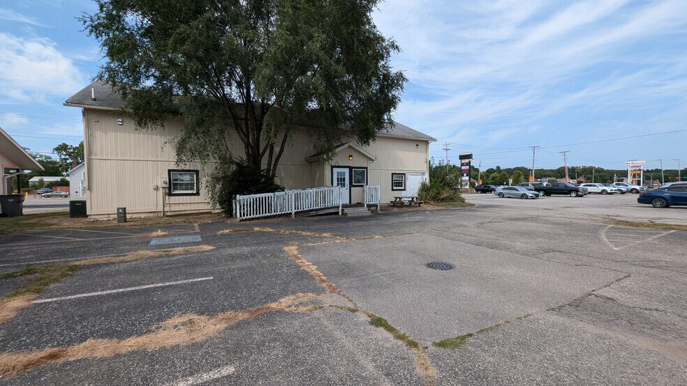 More Photos Of 12650 Adams Rd, Granger Freestanding For Lease