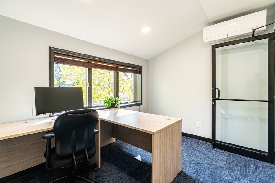 More Photos Of 6512 Main St, Buffalo Office For Lease