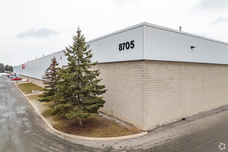 More Photos Of 8705 Torbram Rd, Brampton Warehouse For Lease