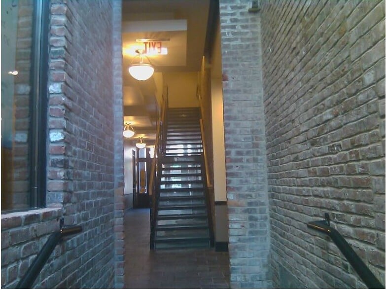 Primary Photo Of 16 Washington St, Morristown Apartments For Lease