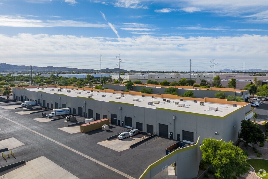 More Photos Of 8350 S Kyrene Rd, Tempe Warehouse For Lease