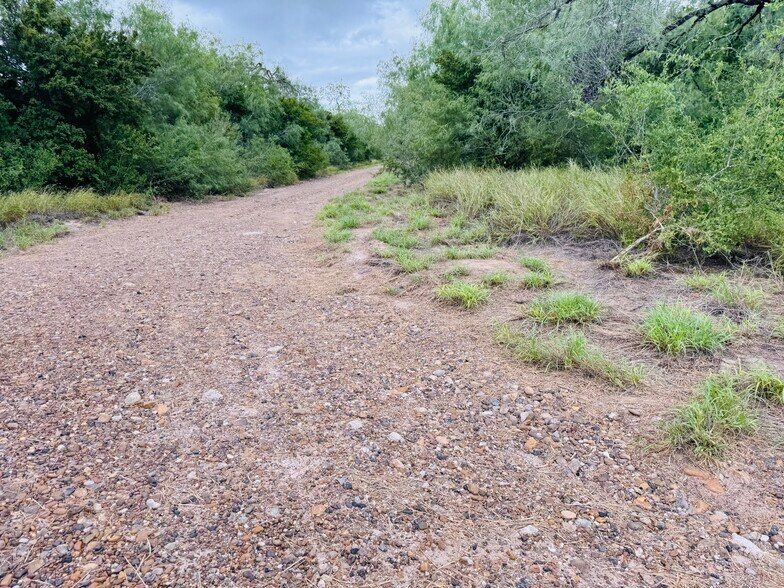 More Photos Of 123 Fresno st, La Joya Land For Sale