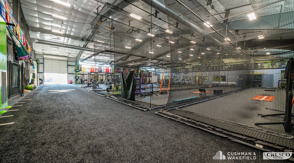 More Photos Of 7725 Victory Ln, North Ridgeville Warehouse For Lease