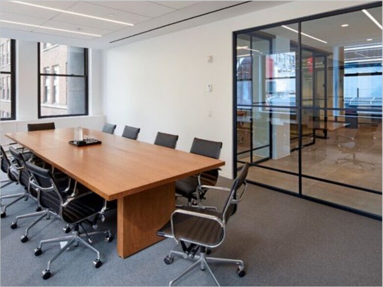 More Photos Of 19 W 44th St, New York Office For Lease