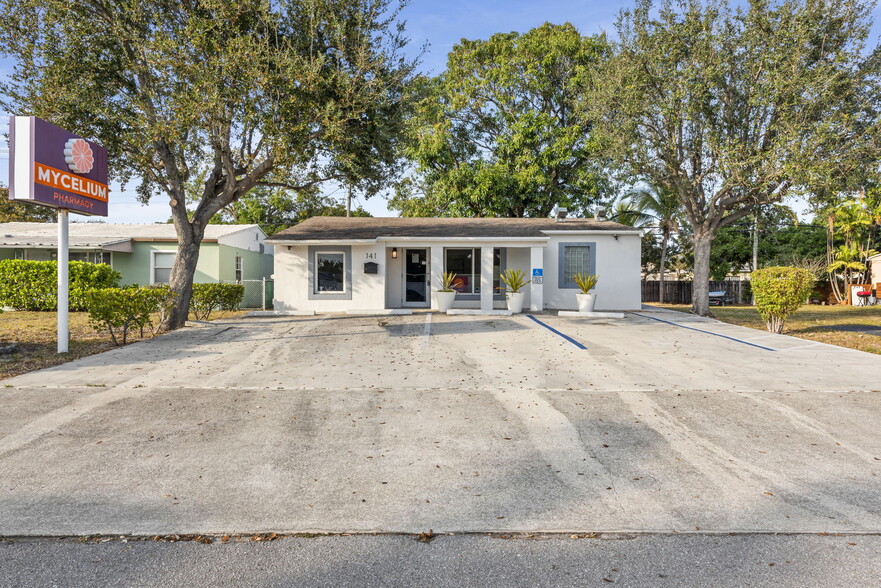 More Photos Of 141 E Commercial Blvd, Oakland Park Office For Sale