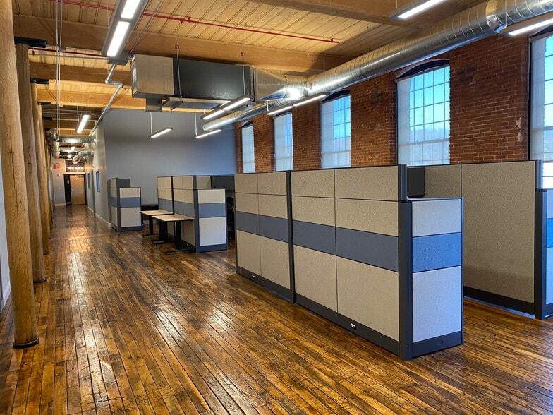 More Photos Of 30 Martin St, Cumberland Office For Lease