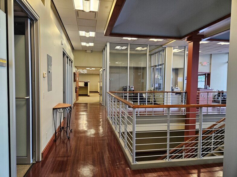 More Photos Of 2416 Pennsylvania Ave, Weirton Medical For Lease