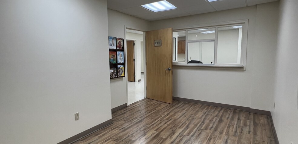 More Photos Of 27 Hospital Ave, Danbury Medical For Lease