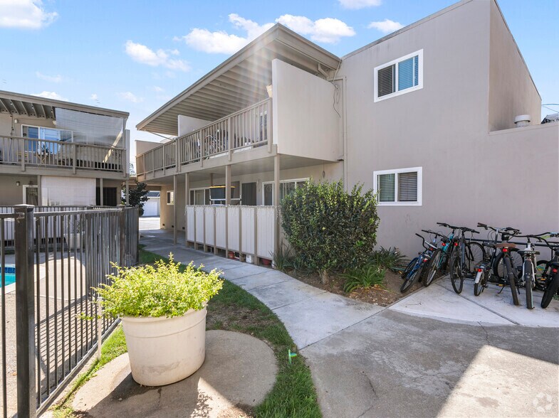 More Photos Of 105 Forrest Ave, Los Gatos Multifamily For Sale