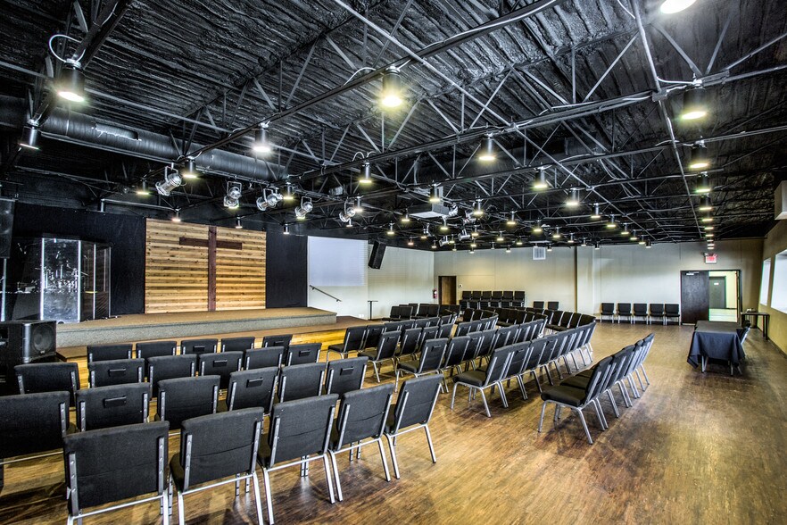 More Photos Of 6600 Paige Rd, The Colony Office For Lease