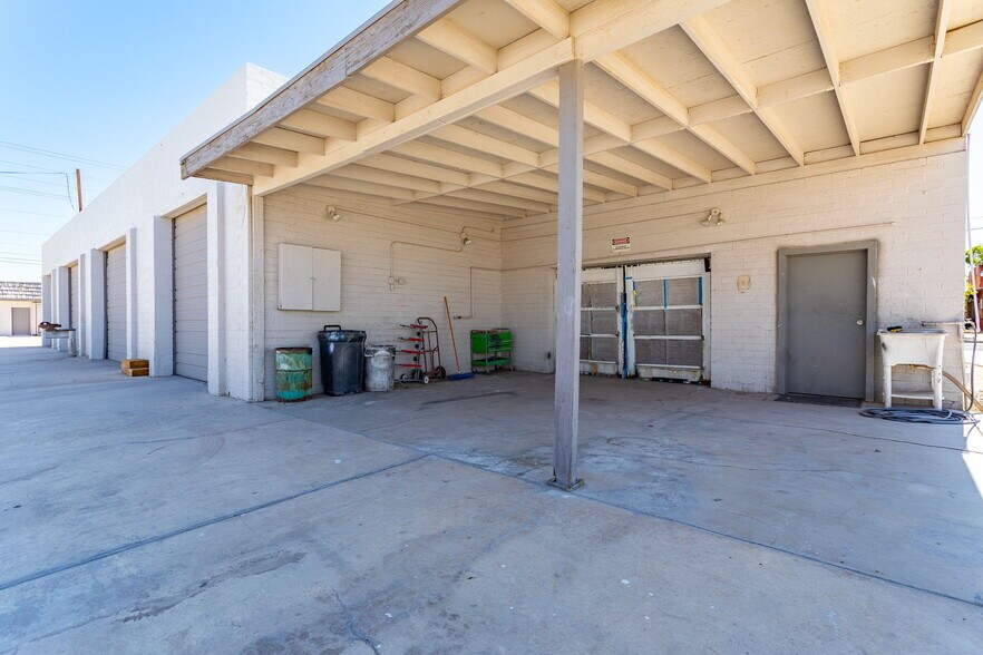 More Photos Of 201 W 24th St, Yuma Industrial For Sale