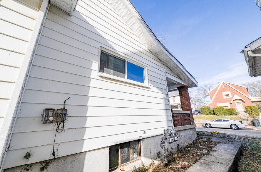 More Photos Of 128 E Bruce Ave, Dayton Multifamily For Sale