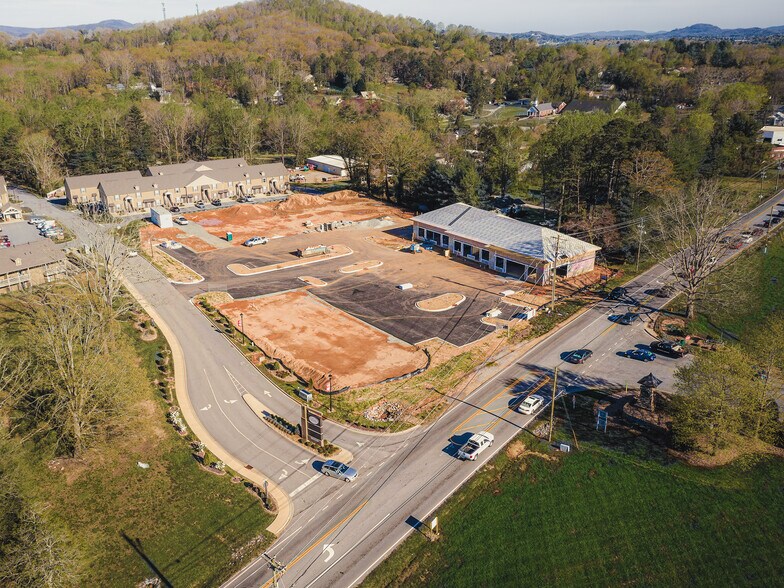 More Photos Of 1874 Brevard Rd, Arden Storefront Retail Office For Lease