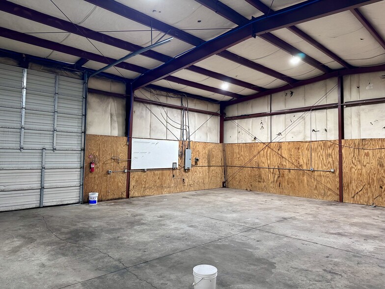 More Photos Of 7206 NE 37th Ave, Vancouver Industrial For Lease