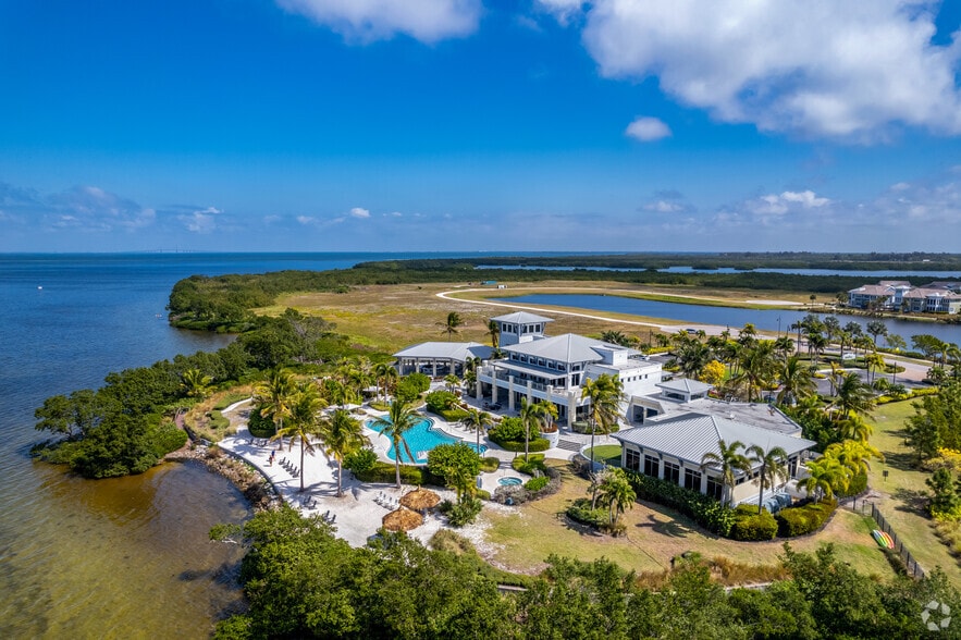 More Photos Of 12340 Manatee Ave W, Bradenton Land For Sale