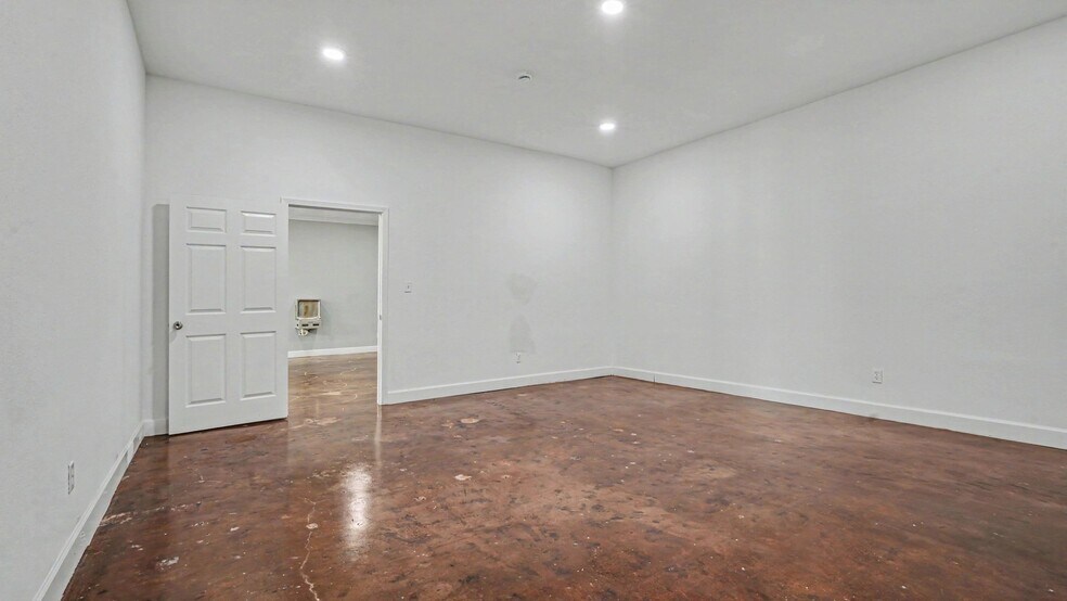 More Photos Of 619 Jackson, Pasadena Storefront Retail Office For Sale