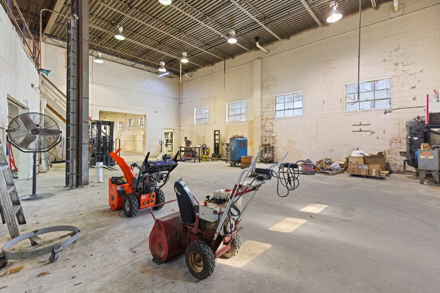 More Photos Of 35 4th Ave, Hawthorne Industrial For Sale