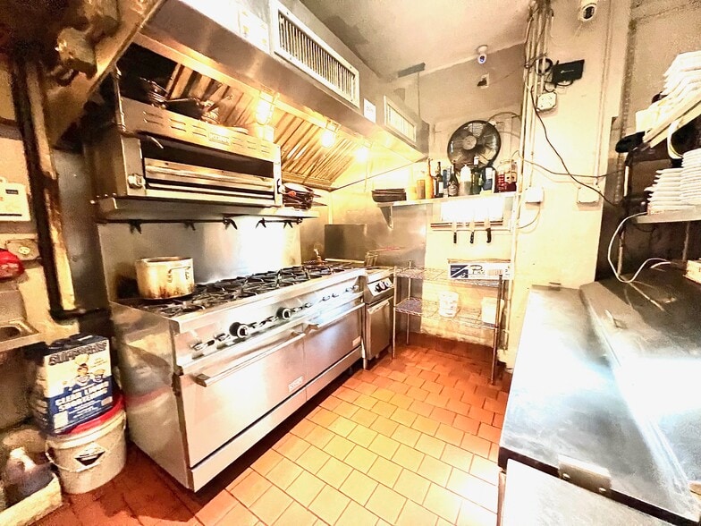 More Photos Of 453 Piermont Ave, Piermont General Retail For Lease