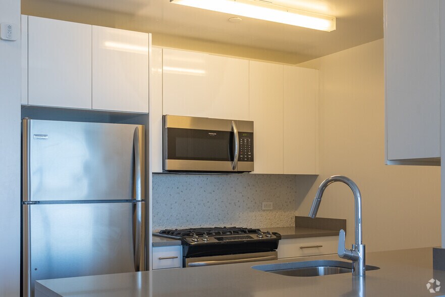 More Photos Of 606 W 57th St, New York Multifamily For Sale
