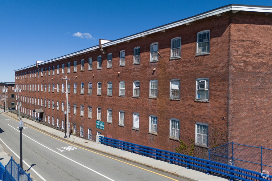More Photos Of 104 Anawan St, Fall River Light Manufacturing For Lease