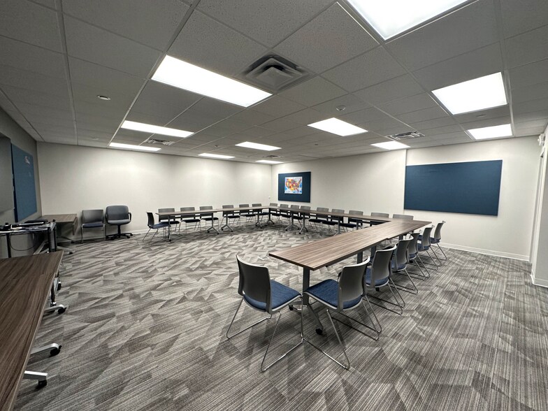 More Photos Of 11969-11975 Westline Industrial Dr, Saint Louis Office For Lease