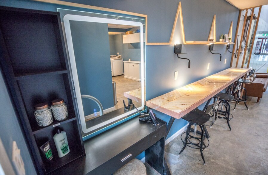 More Photos Of 2424 Lombard St, San Francisco Office Residential For Lease