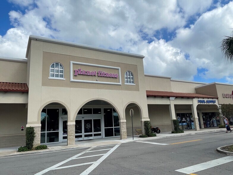 More Photos Of 6661-6779 W Indiantown Rd, Jupiter Unknown For Lease