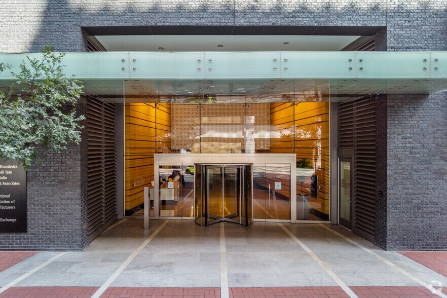 More Photos Of 733 10th St NW, Washington Office For Lease