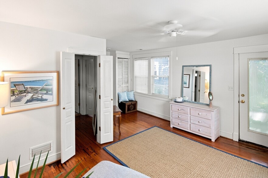 More Photos Of 720 Second St, Annapolis Specialty For Sale